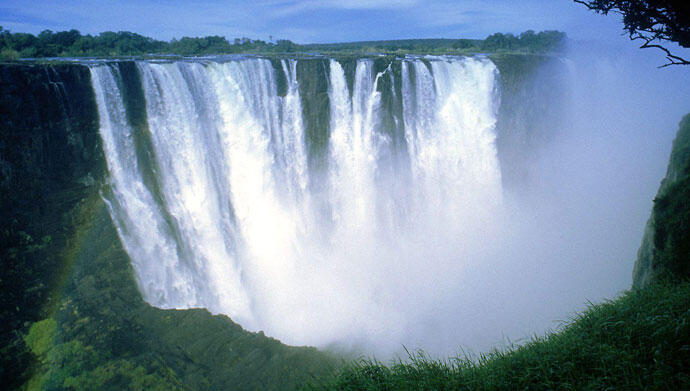 Victoria-Falls-Zimbabwe-2-1_web